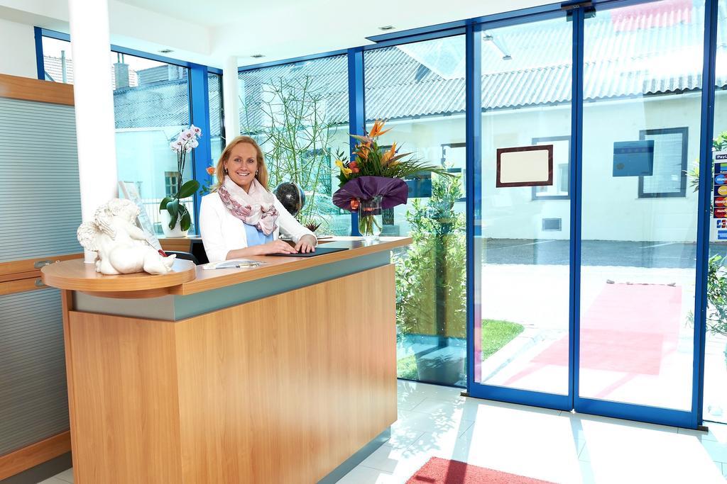 City-Hotel Moedling Modling Buitenkant foto
